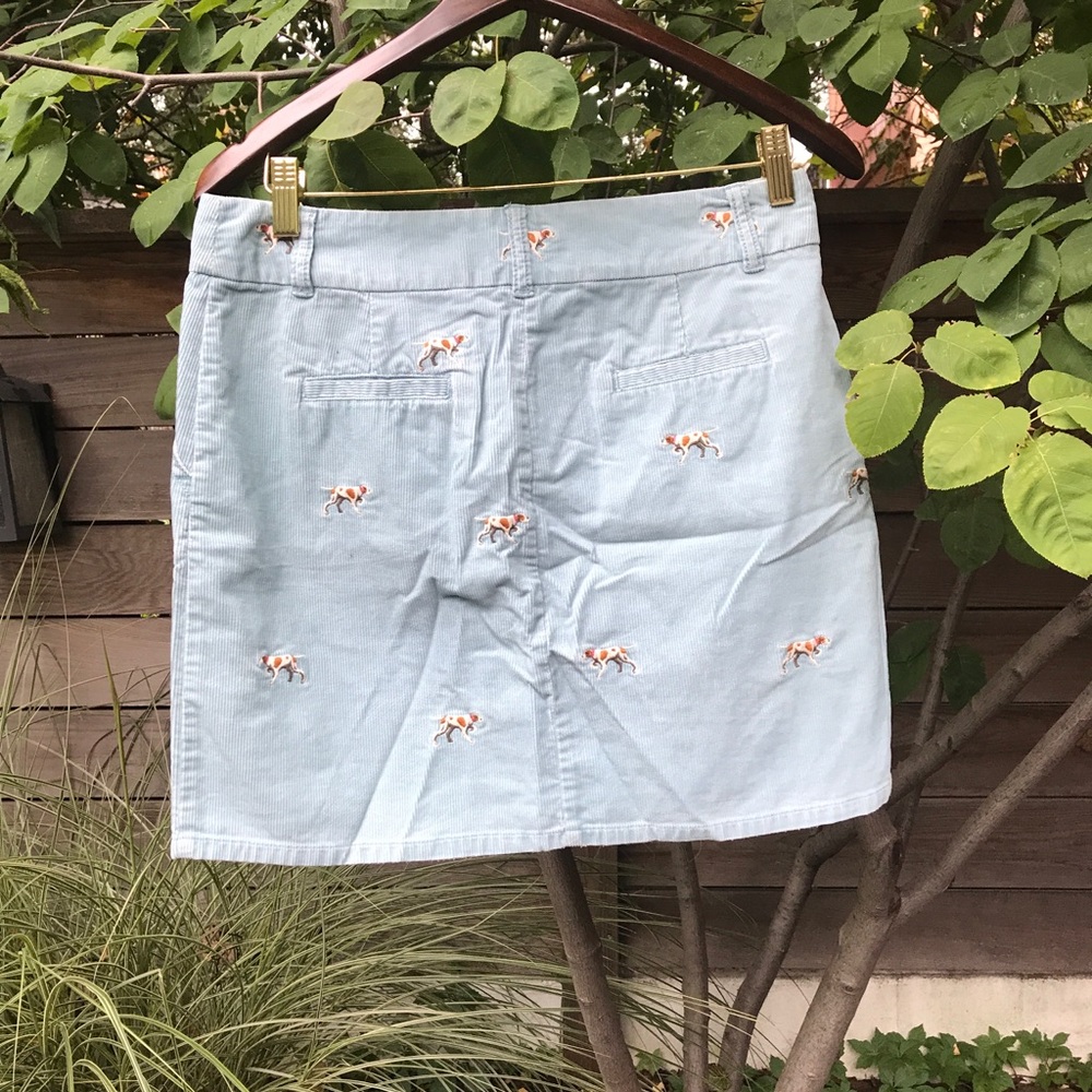 Corduroy skirt with embroidered hounds - Picture 2 of 2